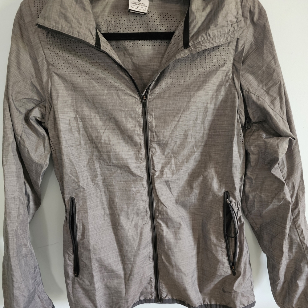 Nike Gray Windbreaker Lightweight Athletic Jacket‎